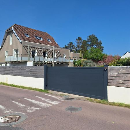 Appartement Moderne Avec Terrasse - Proche Mer Agon-Coutainville Kültér fotó
