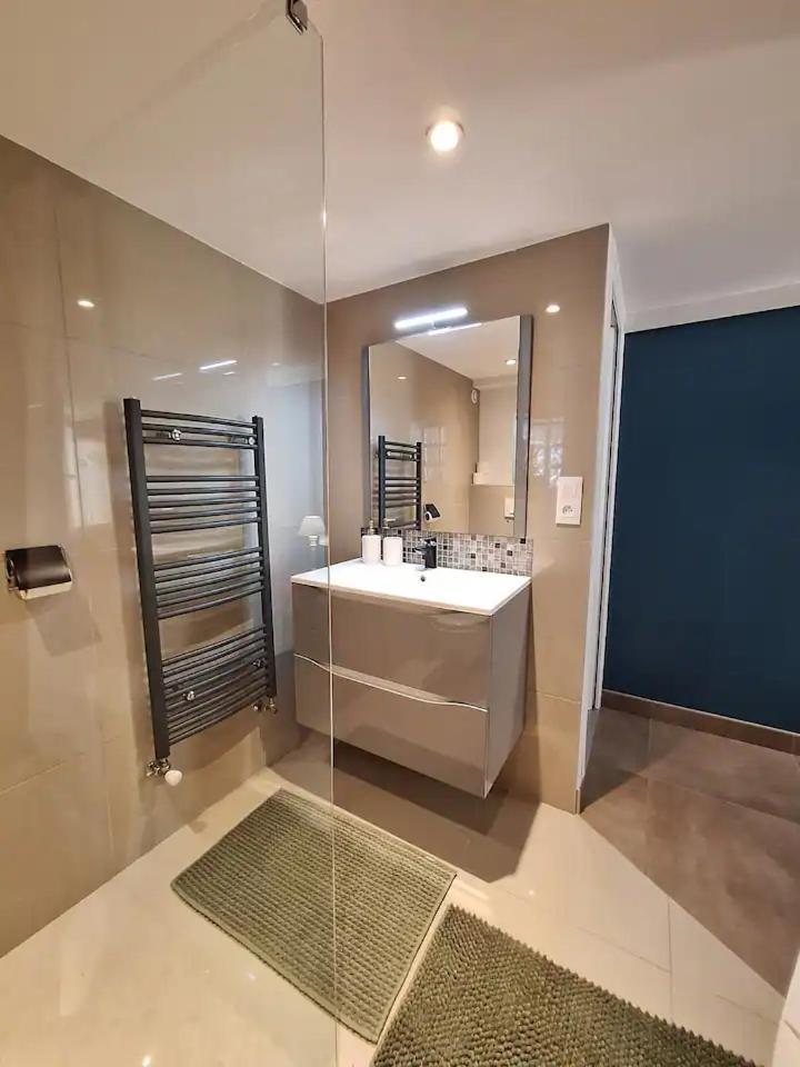 Appartement Moderne Avec Terrasse - Proche Mer Agon-Coutainville Kültér fotó
